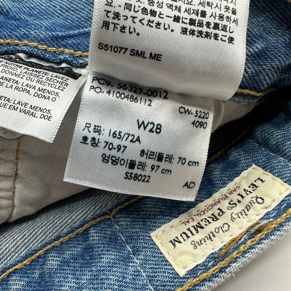 Levi’s Premium 501 Denim Cut Off Jean Shorts - Picture 10 of 15